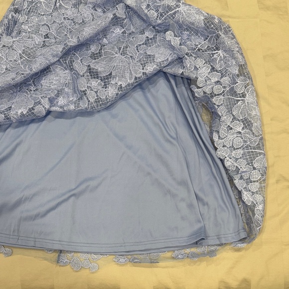 Charming Floral Lace Kids Dress in Light Blue - Picture 5 of 7